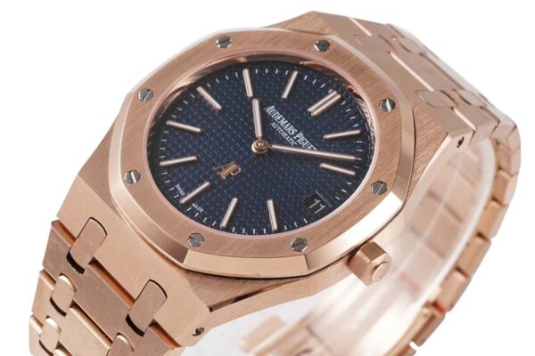 Royal Oak 15202 39mm Blue Dial in Rose Gold - Image 2