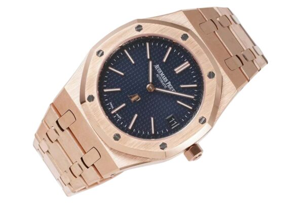 Royal Oak 15202 39mm Blue Dial in Rose Gold - Image 4