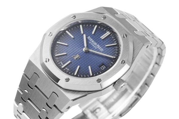 Royal Oak 15202 39mm Smoked Blue Dial - Image 4