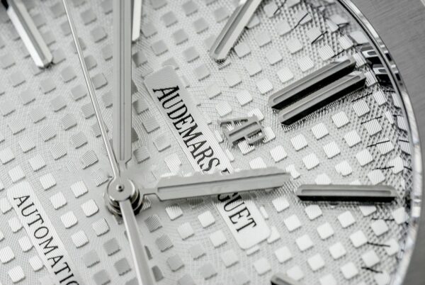 Royal Oak 15400 Steel White Dial - Image 3