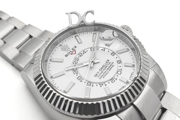Sky-Dweller 326934 White Dial in White Gold - Image 3