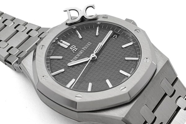 Royal Oak 15500 Grey Dial - Image 4