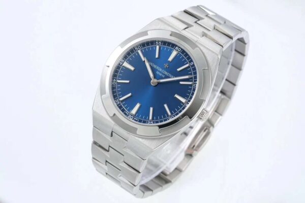 Overseas Blue Dial Ref: 4500V/110A-B128 - Image 2