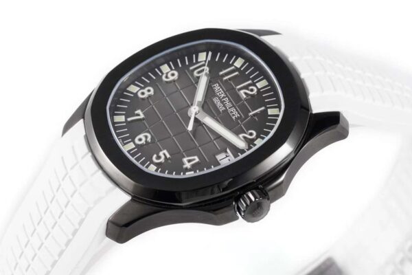Aquanaut 5167A ‘Black Venom Limited Edition’ Black Dial on White Rubber Strap - Image 3