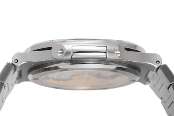 Nautilus Jumbo 5711/1A-011 White Dial with Diamond Bezel - Image 6