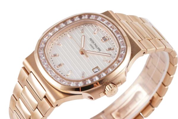 Nautilus Jumbo 5711/1R White Dial with Diamond Bezel - Image 5