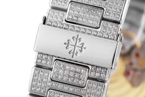 Nautilus Jumbo 5711 Diamond Dial in White Gold with Paved Diamonds - Image 5