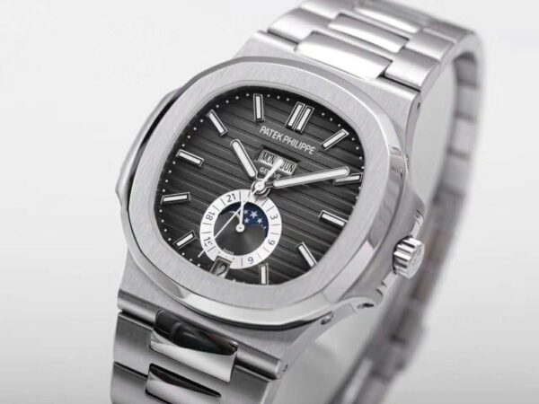 Nautilus 5726/1A-001 Grey Dial in Steel - Image 2
