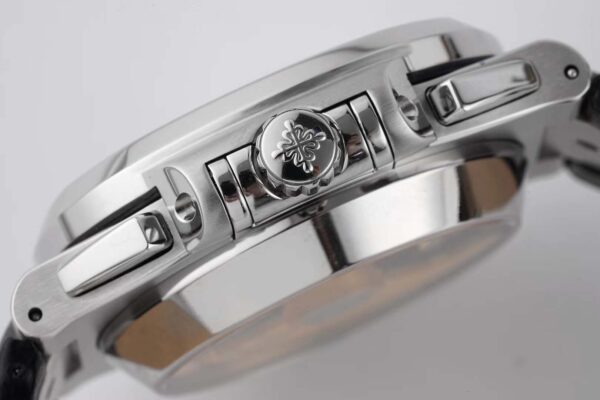 Nautilus 5980/1A-001 Blue Dial in Steel on Leather Strap - Image 8