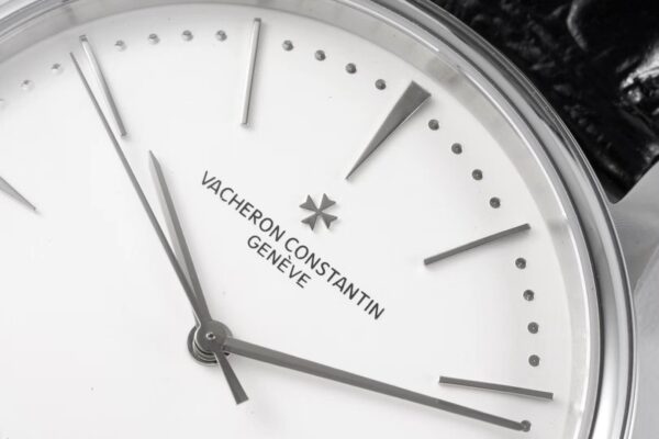 Patrimony White Dial in White Gold Ref: 85180 - Image 4