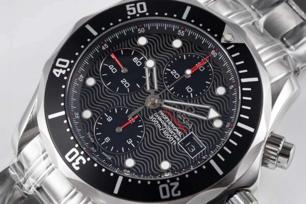 Seamaster Diver 300m Chronograph Black Dial on Bracelet - Image 4