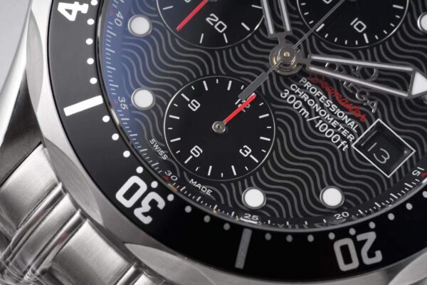 Seamaster Diver 300m Chronograph Black Dial on Bracelet - Image 5