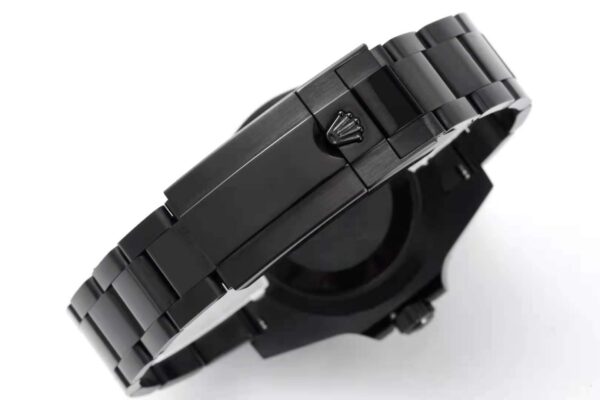 GMT Master II 116710 “Oreo” Black Dial in PVD - Image 6