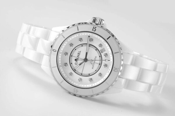 J12 White Ceramic and Steel with Diamond Markers Ref: H5705 - Image 5