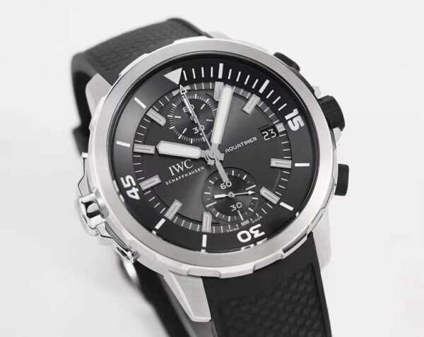 Aquatimer Chronograph Edition IW379506 “Sharks” - Image 6