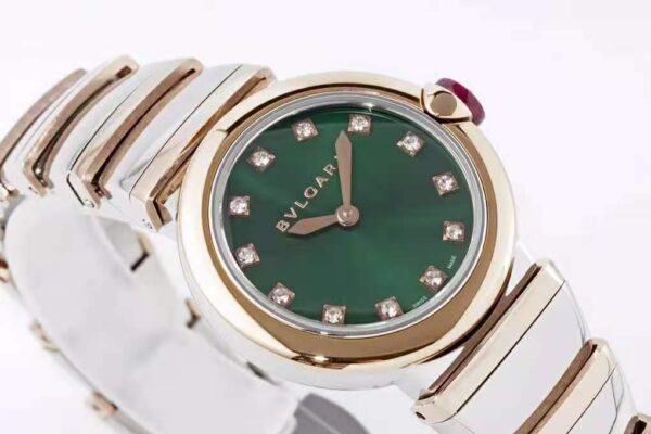 Lvcea Emerald Green Dial in Rose Gold/Steel - Image 8