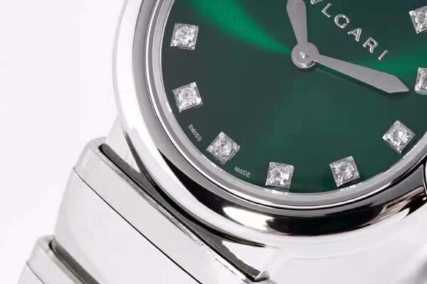 Lvcea Emerald Green Dial in Steel - Image 6