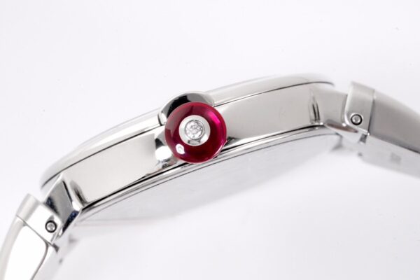 Lvcea Black Dial in Steel - Image 10