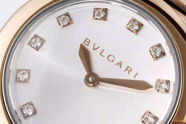 Lvcea Silver Dial in Rose Gold/Steel - Image 3