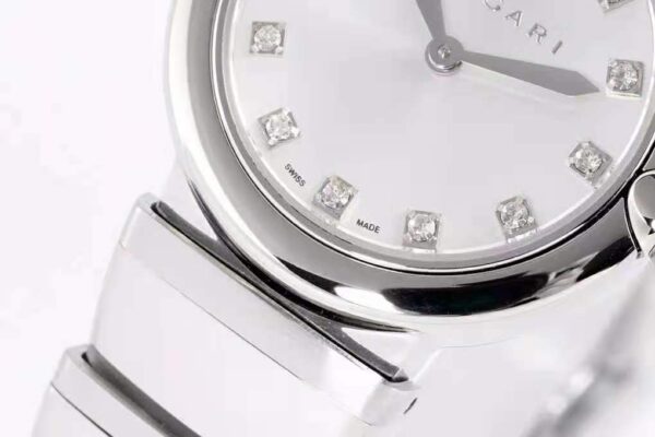 Lvcea Silver Dial in Steel - Image 3