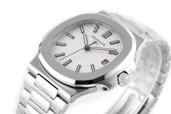 Nautilus Jumbo 5711/1A-011 White Dial - Image 2