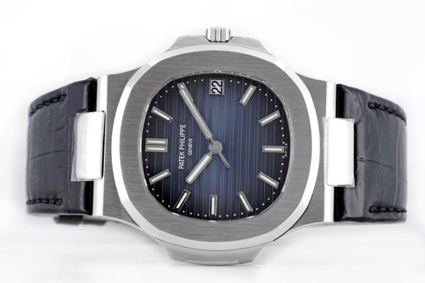 Nautilus Jumbo 5711 Blue Dial in Steel with Black Leather Strap - Image 3