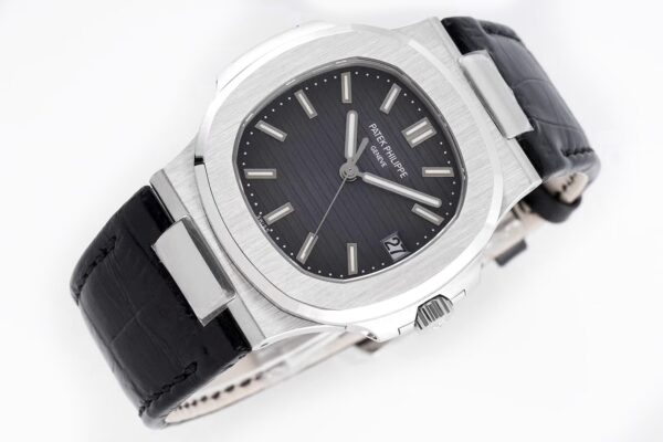 Nautilus Jumbo 5711 Grey Dial in Steel with Black Leather Strap - Image 4