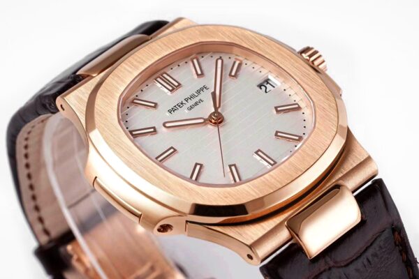 Nautilus Jumbo 5711 White Dial in Rose Gold with Brown Leather Strap - Image 5