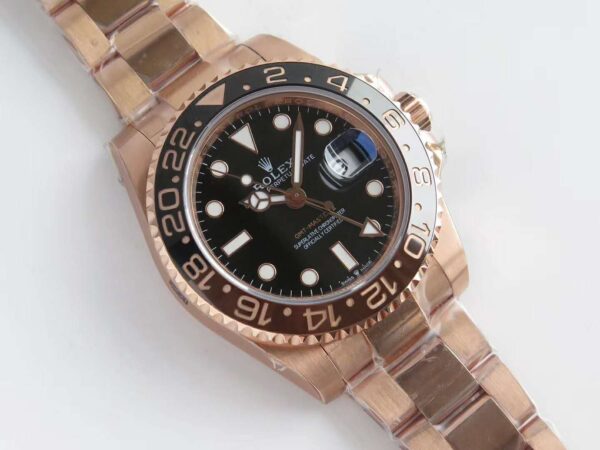GMT Master II 126715 CHNR “Rootbeer” in Rose Gold - Image 4