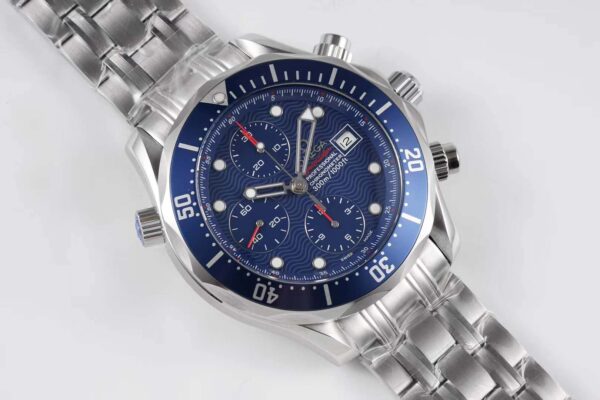 Seamaster Diver 300m Chronograph Blue Dial on Bracelet - Image 4