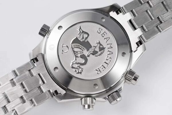 Seamaster Diver 300m Chronograph Black Dial on Bracelet - Image 7