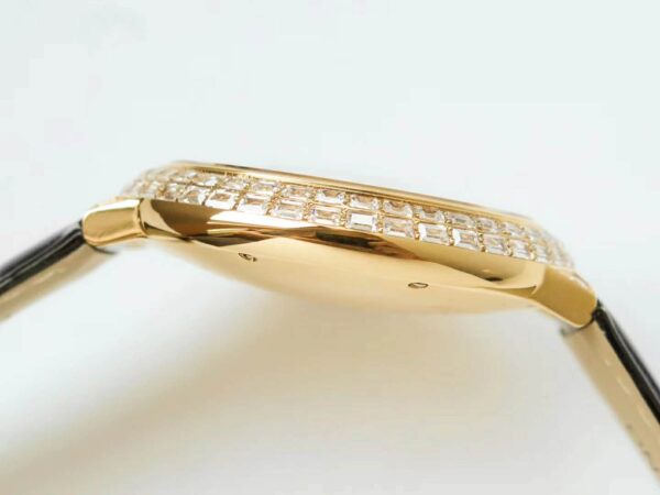 Ballon Bleu de Cartier 42mm Diamond Paved Dial in Yellow Gold - Image 7