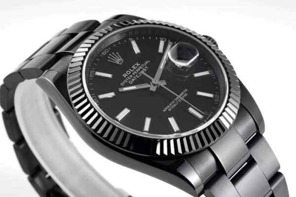 Datejust 41 Black Dial with Stick Markers in PVD Black - Image 4