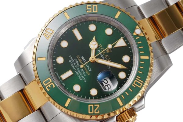 Submariner 116613LV ‘Watchvice Edition’ Hulk in Yellow Gold and Steel - Image 3
