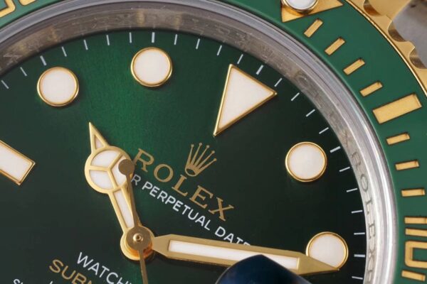 Submariner 116613LV ‘Watchvice Edition’ Hulk in Yellow Gold - Image 4