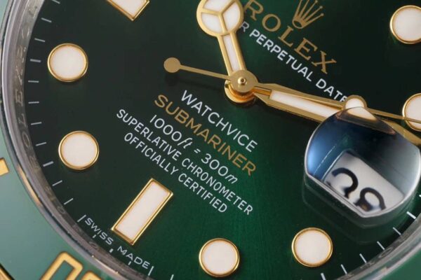 Submariner 116613LV ‘Watchvice Edition’ Hulk in Yellow Gold and Steel - Image 5