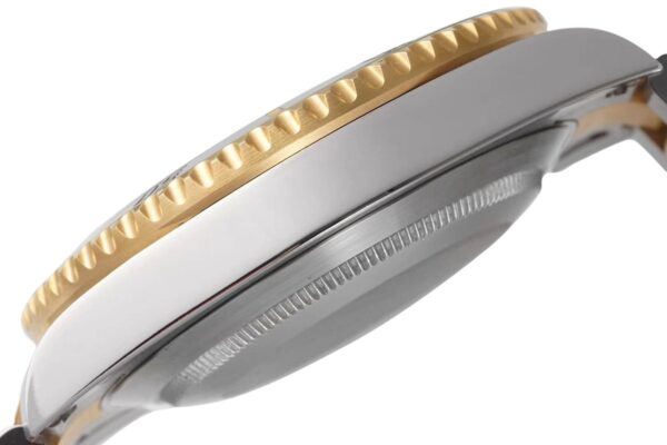 Submariner 116613LV ‘Watchvice Edition’ Hulk in Yellow Gold and Steel - Image 8