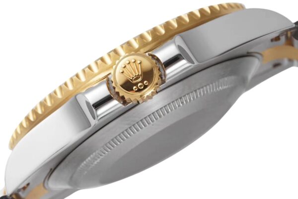 Submariner 116613LV ‘Watchvice Edition’ Hulk in Yellow Gold and Steel - Image 9