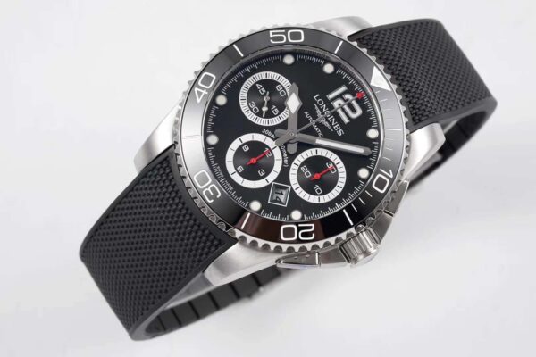 Hydroconquest Black Dial on Rubber Strap - Image 2