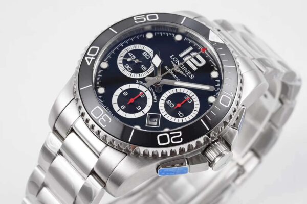 Hydroconquest Black Dial on Bracelet - Image 3