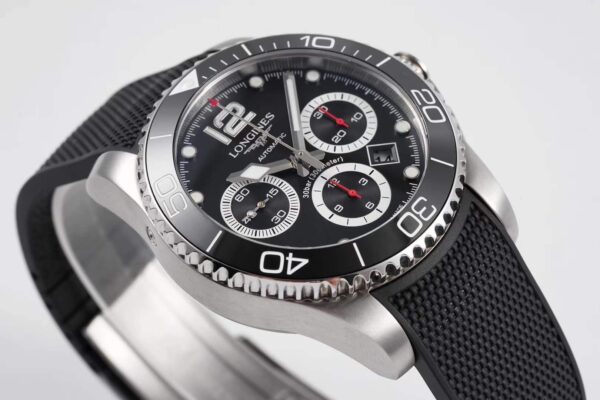 Hydroconquest Black Dial on Rubber Strap - Image 3