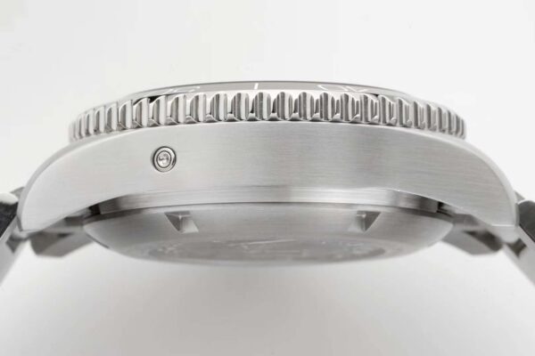 Hydroconquest Black Dial on Bracelet - Image 8