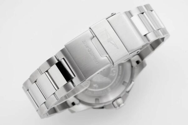Hydroconquest Black Dial on Bracelet - Image 9