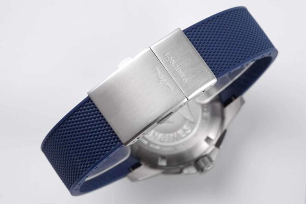 Hydroconquest Blue Dial on Rubber Strap - Image 6