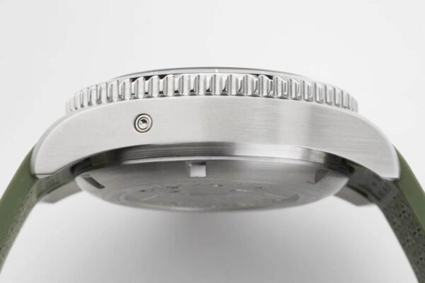 Hydroconquest Green Dial on Rubber Strap - Image 8