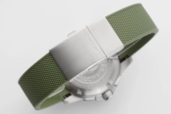 Hydroconquest Green Dial on Rubber Strap - Image 6