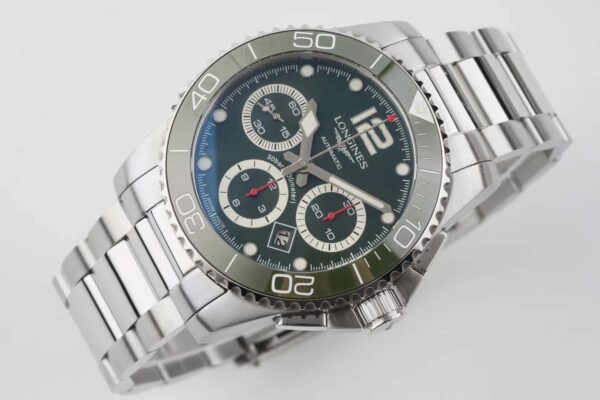 Hydroconquest Green Dial on Bracelet - Image 3