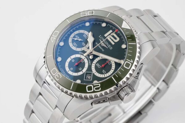 Hydroconquest Green Dial on Bracelet - Image 2