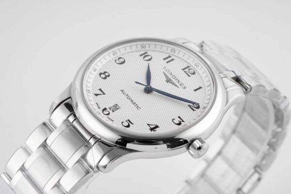 Master Collection White Dial on Bracelet - Image 4