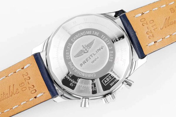 Navitimer 01 Chronograph Blue Dial in Steel - Image 6
